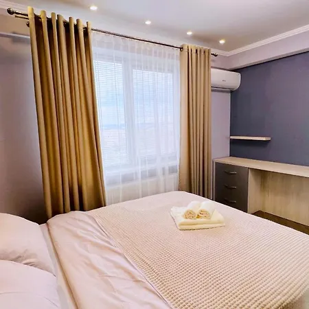 Stylish Apartment In Chisinau Exterior photo